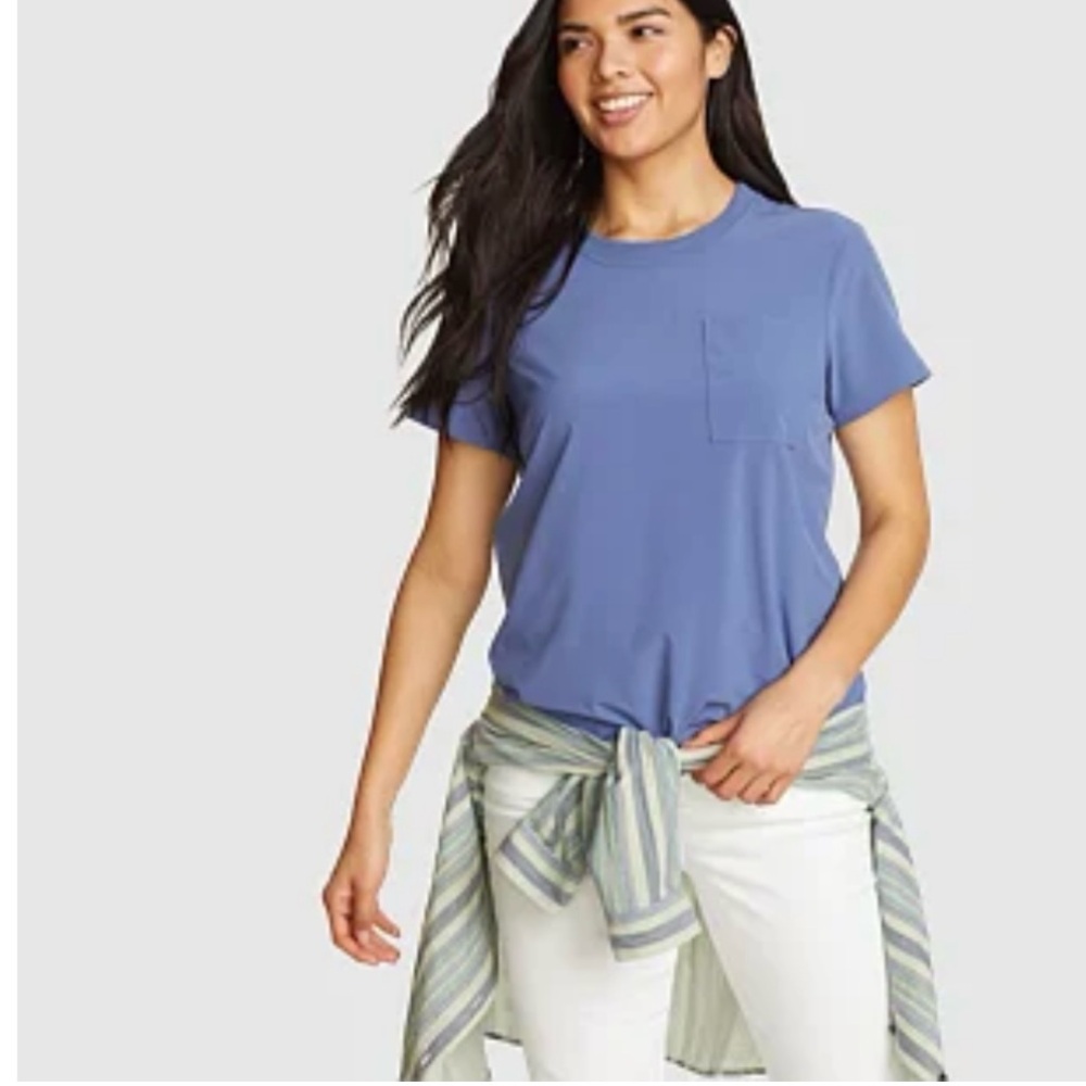 Eddie Bauer Women’s Departure Short-sleeve pocket-T